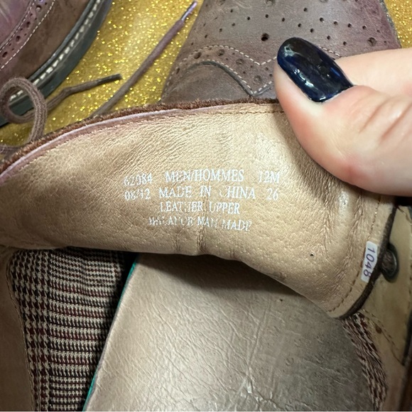 Men’s Clark’s Oxfords - Picture 5 of 6